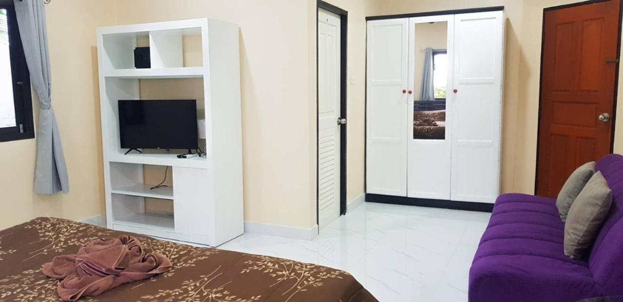 Corner Villa - Pattaya Holiday House Walking Street 4 Bedrooms エクステリア 写真